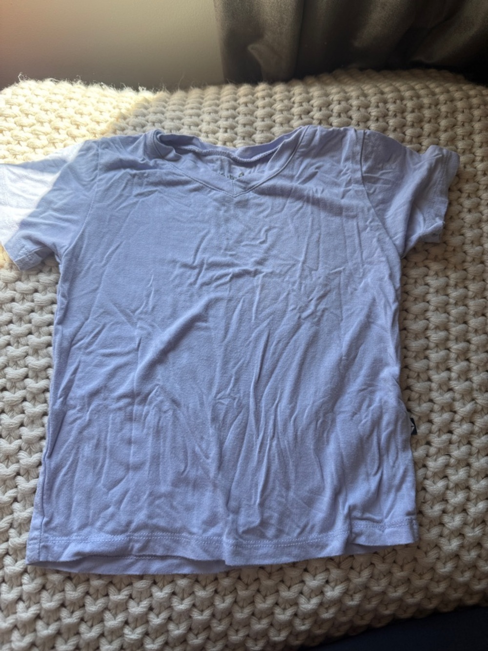 Kyte Light Lavender V-Neck Tee